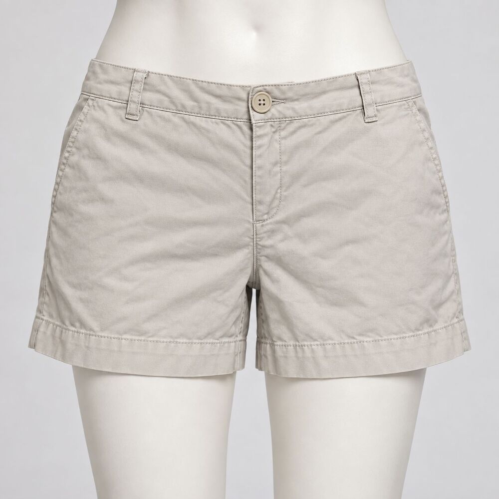LOFT Petite women’s beige chino shorts size 6P flat front casual summer